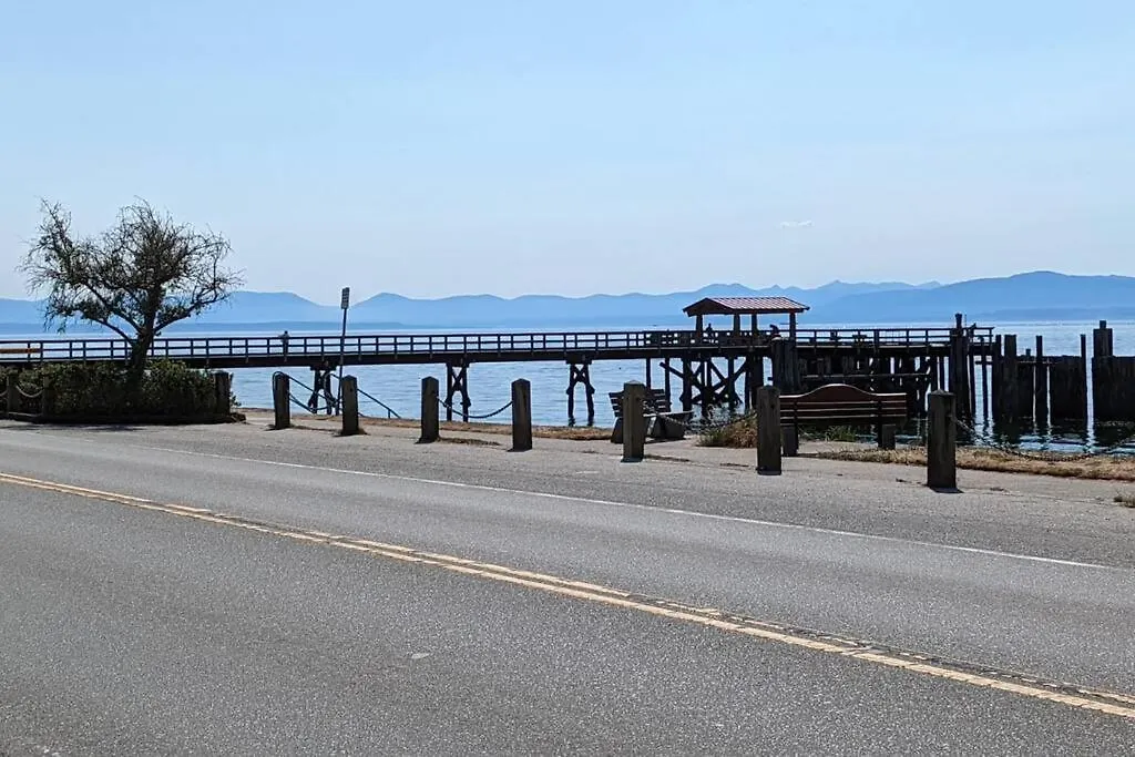 Yurthaven - A Short Walk From Davis Bay Apartment Sechelt 0*,  Canada